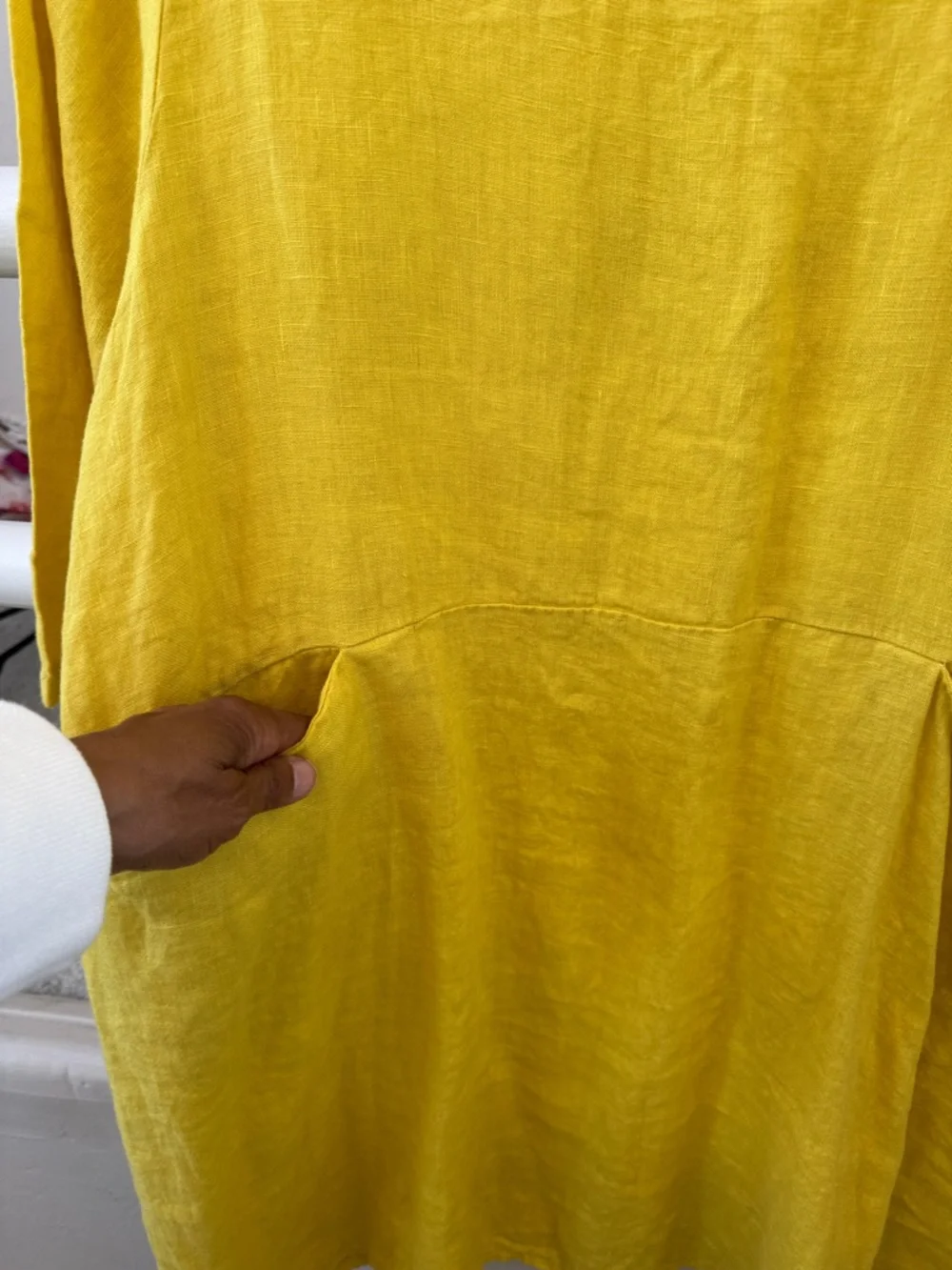 Relaxed Yellow Linen Midi Dress with Pockets - Picture 4 of 8